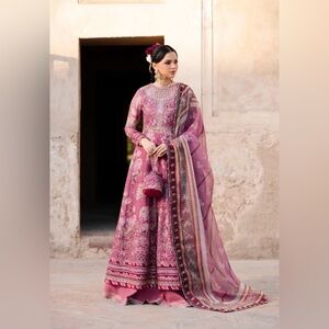 Elegant Pink Floral Women’s Pakistani Indian fancy party wear dress chiffon